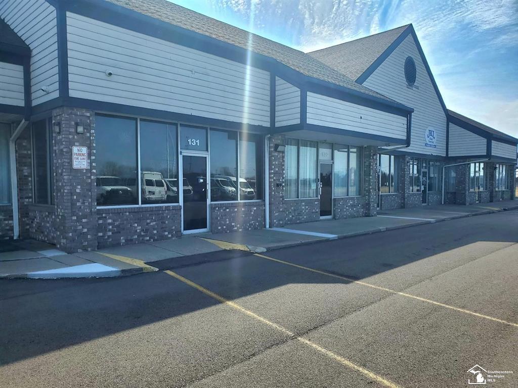 14930 Laplaisance Rd, Monroe, MI à louer Photo intérieure– Image 1 sur 2