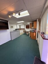 2221 5th Ave, Ronkonkoma, NY à louer Photo intérieure– Image 1 sur 4