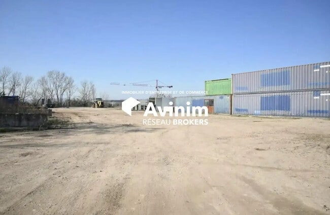 Plus de détails pour Terrain à louer