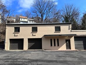 736 Chartiers Ave, Pittsburgh, PA à louer Photo de l’immeuble– Image 2 sur 17