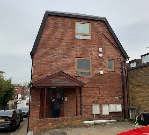 1 Monks Way, Londres à louer - Photo de l’immeuble – Image 2 sur 3