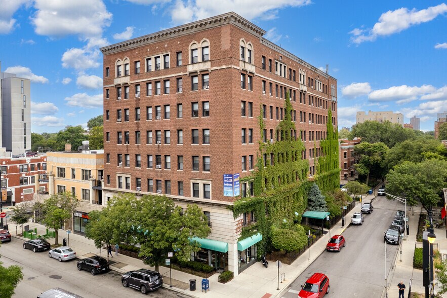 1374 E 53rd St, Chicago, IL à louer - Photo de l’immeuble – Image 3 sur 3