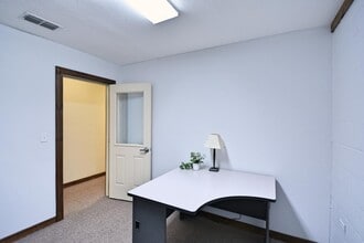 1111 N Walnut Ave, New Braunfels, TX à louer Photo intérieure– Image 2 sur 7