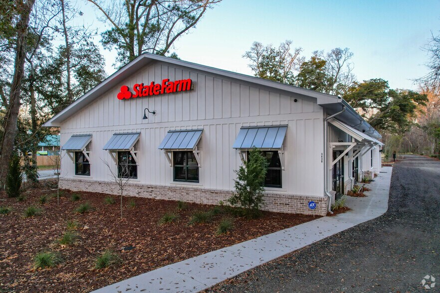3430 Maybank Hwy, Johns Island, SC à louer - Photo principale – Image 1 sur 27