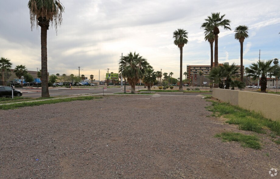 601 N 2nd Ave, Phoenix, AZ à louer - Photo de l’immeuble – Image 2 sur 9
