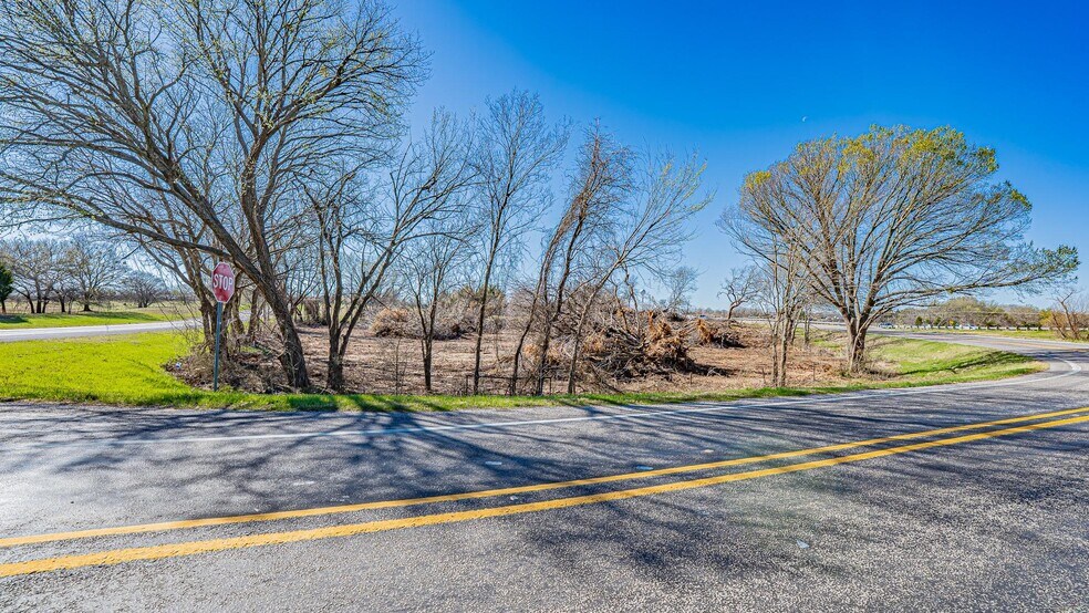 1442 E Bypass 287, Alvord, TX à louer - Photo de l’immeuble – Image 3 sur 5