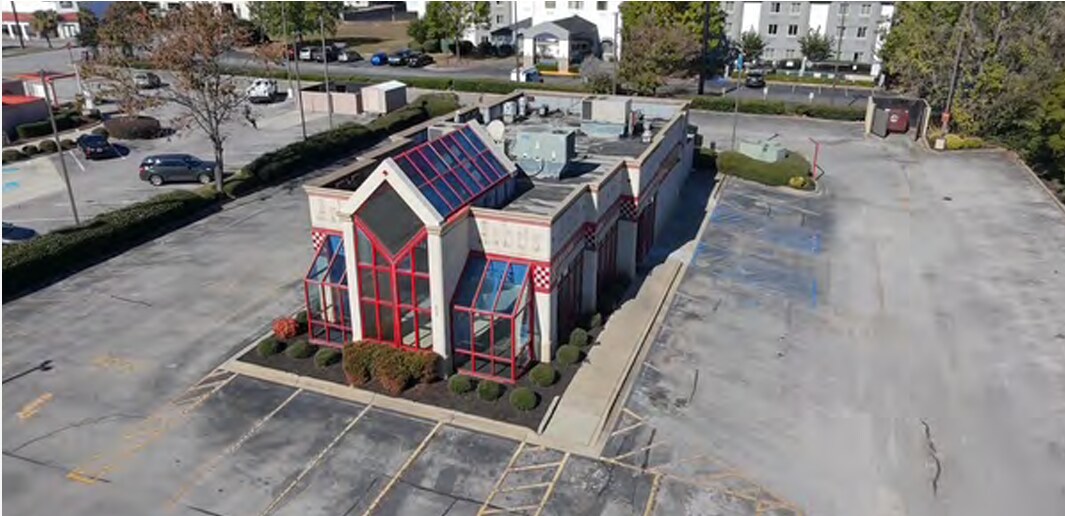 571 Cahaba Valley Rd, Pelham, AL à louer Photo de l’immeuble– Image 1 sur 6