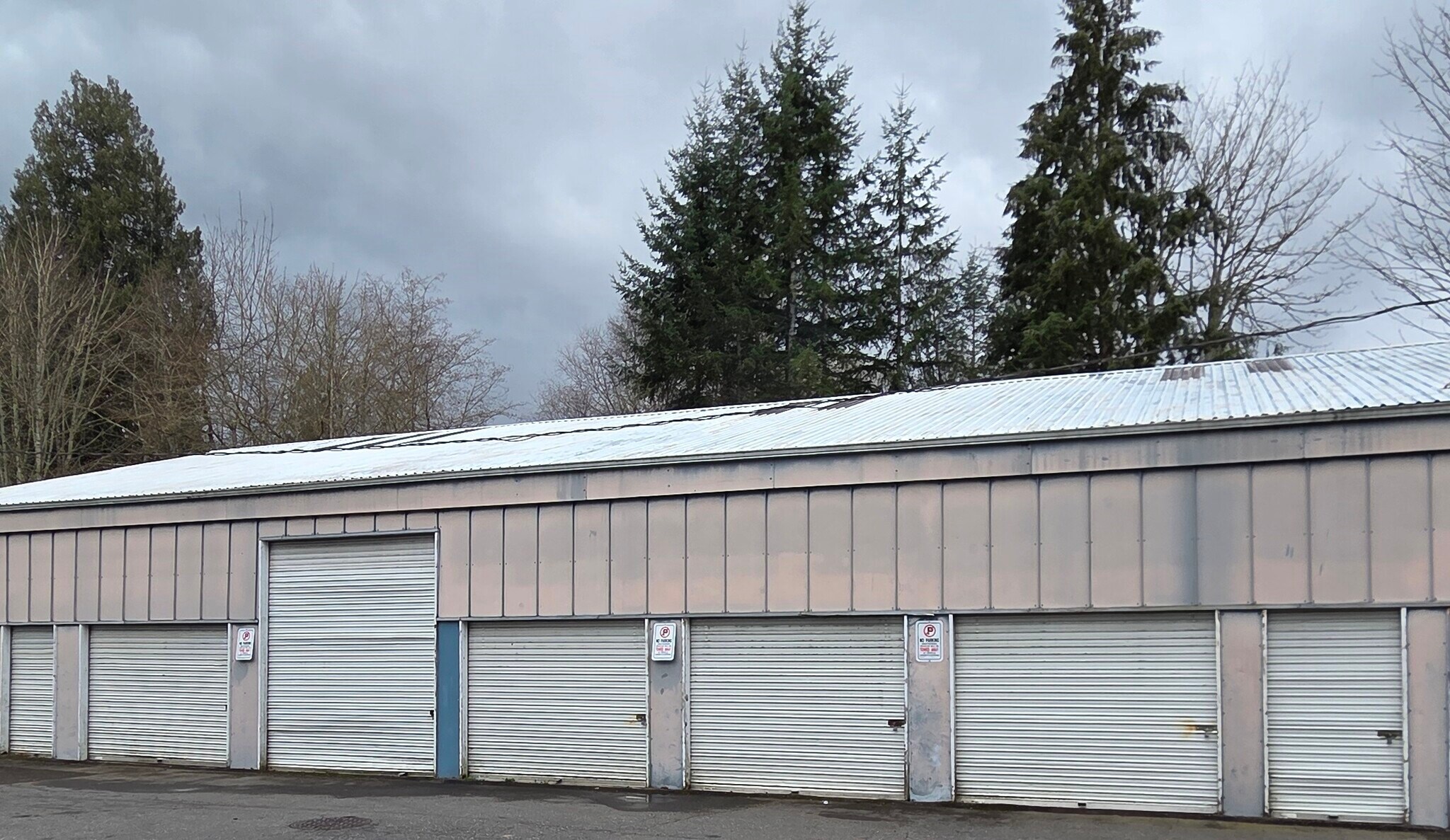 100 South Davies Road, Lake Stevens, WA à louer Photo de l’immeuble– Image 1 sur 3