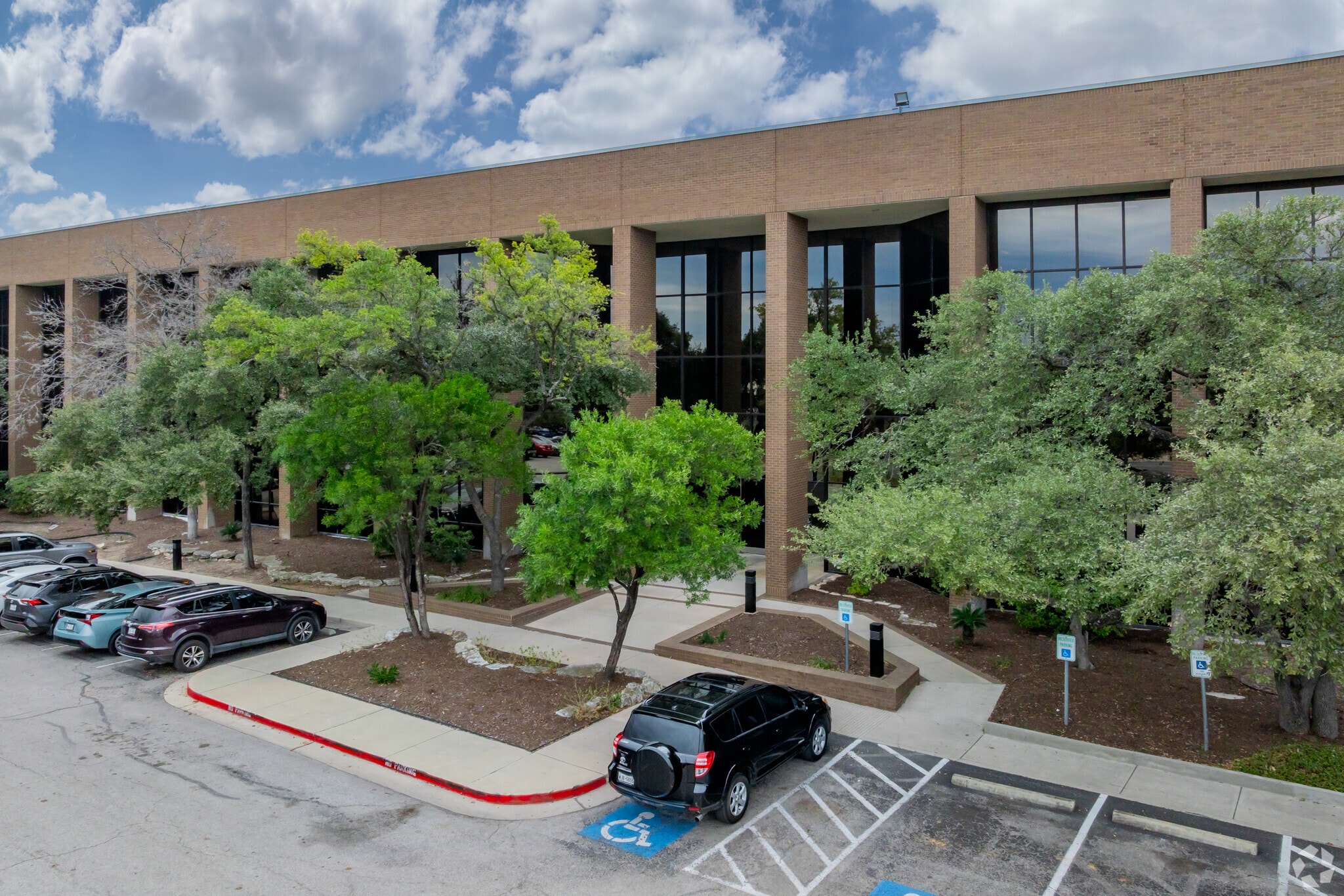 4440 S Piedras Dr, San Antonio, TX à vendre Photo principale– Image 1 sur 8