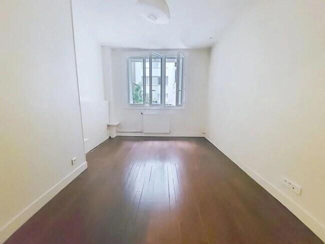 Plus de détails pour Bureau à vendre