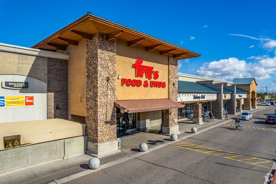 2320 E Baseline Rd, Phoenix, AZ à louer - Photo de l’immeuble – Image 3 sur 5