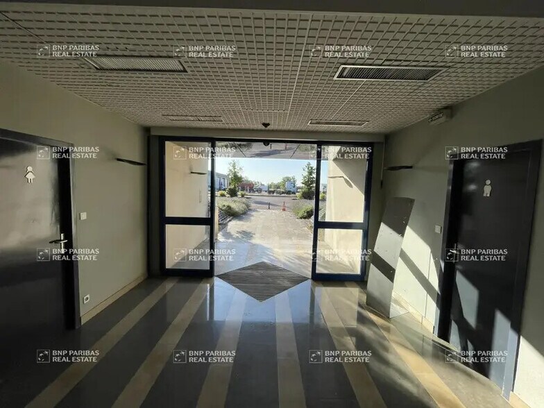 60 Rue Du Champ Des Cannes, Beaune à louer - Photo de l’immeuble – Image 2 sur 11