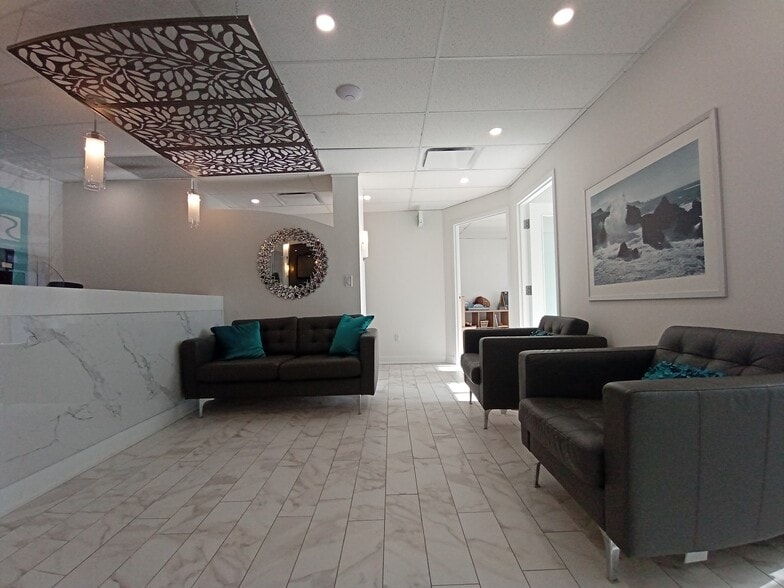 69 Kempster Ave, Ottawa, ON à louer - Photo intérieure – Image 3 sur 18