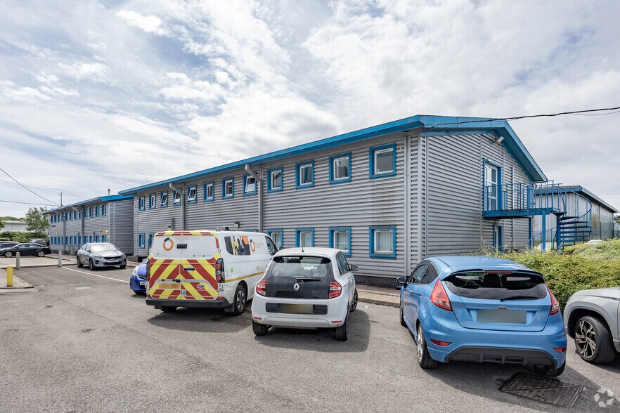 Titan Rd, Cardiff à louer - Photo de l’immeuble – Image 3 sur 3