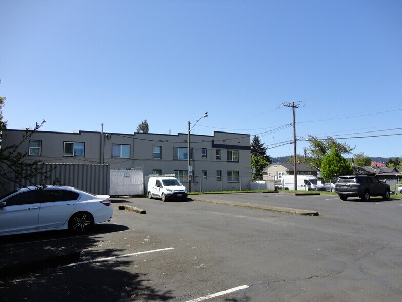 8016 N Ida Ave, Portland, OR à vendre - Photo de l’immeuble – Image 3 sur 10
