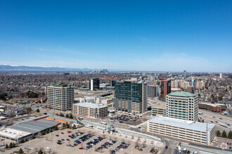 2000 S Colorado Blvd, Denver, CO - VUE AÉRIENNE  vue de carte