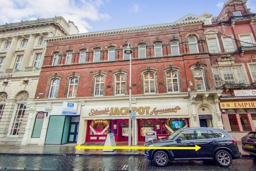 7-9 Nevill St, Southport à vendre - Photo de l’immeuble – Image 2 sur 2