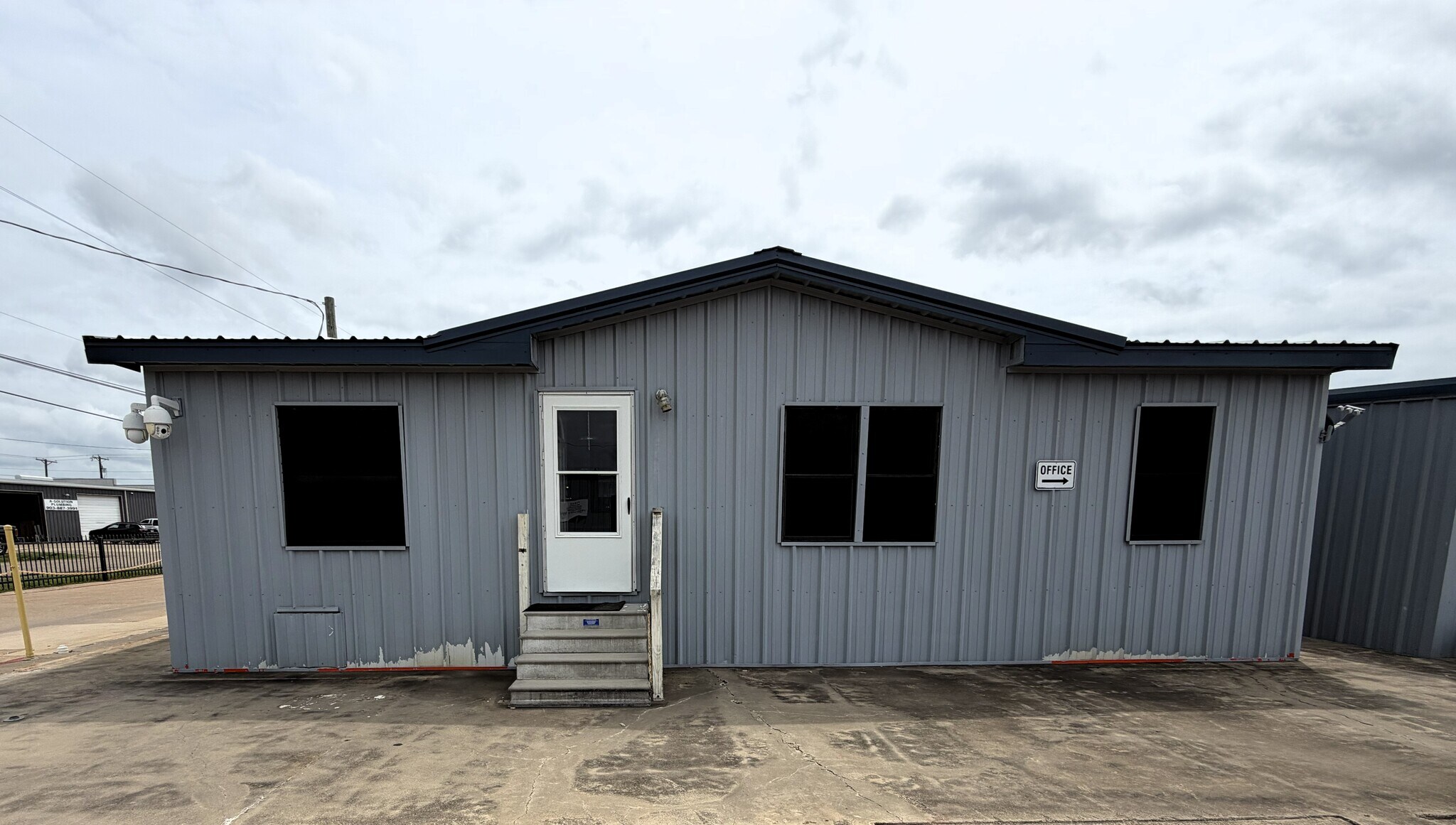 2102 S 3rd St, Mabank, TX à louer Photo de l’immeuble– Image 1 sur 8