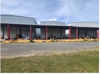 Plus de détails pour 1305 Smart St, Leesville, LA - Industriel/Logistique à vendre