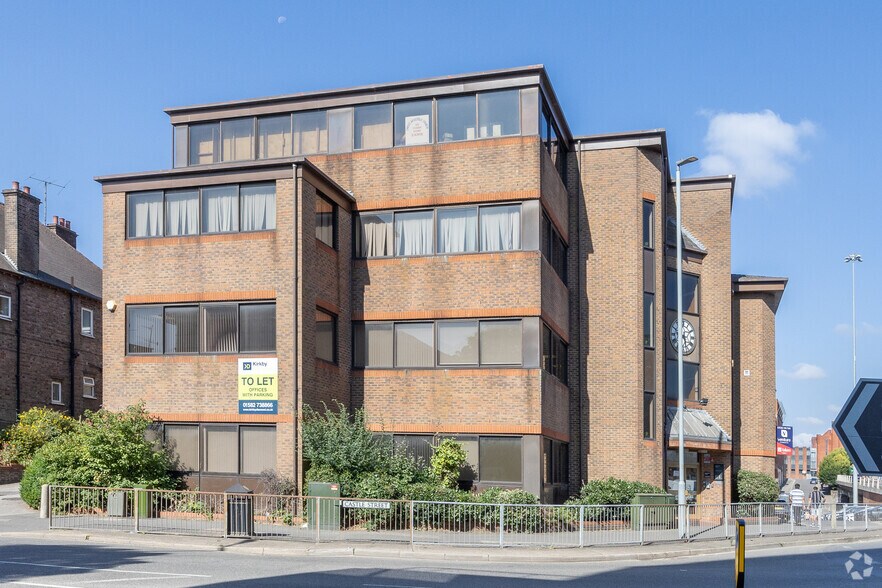 Victoria St, Luton à louer - Photo de l’immeuble – Image 1 sur 2