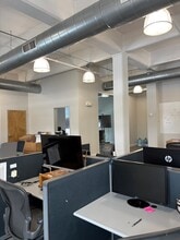 409 Joyce Kilmer Ave, New Brunswick, NJ à louer Photo intérieure– Image 1 sur 2