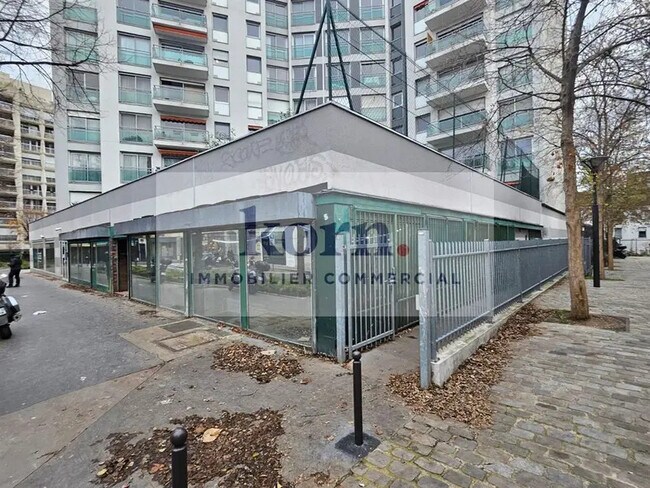 Plus de détails pour Local commercial à vendre