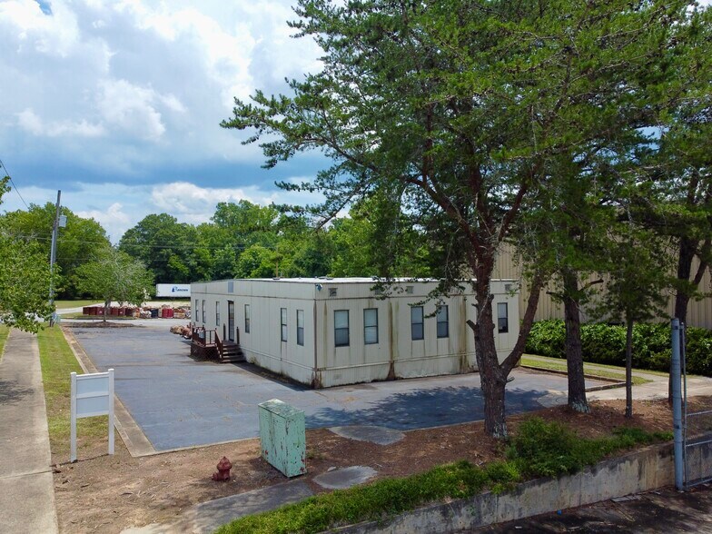 490 Sibley Ave, Union Point, GA à vendre - Photo de l’immeuble – Image 2 sur 12