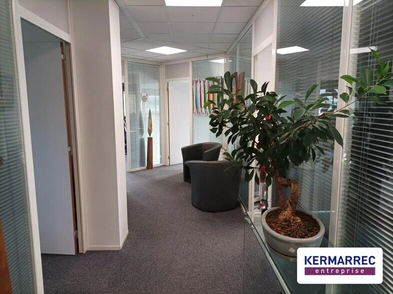 Bureau dans Bouguenais à louer - Photo de l’immeuble – Image 3 sur 5
