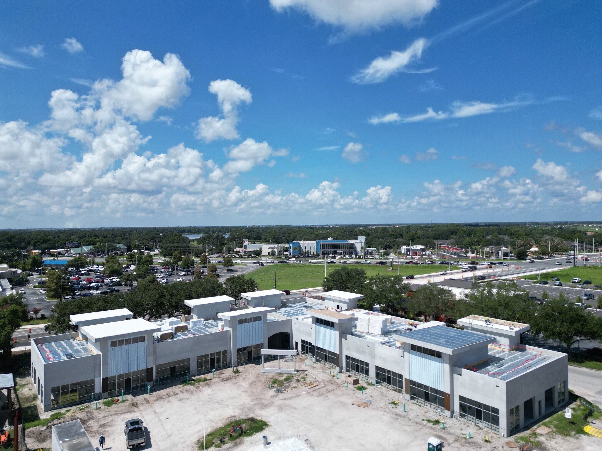 2521 Partin Settlement Rd, Kissimmee, FL à louer Photo de l’immeuble– Image 1 sur 28