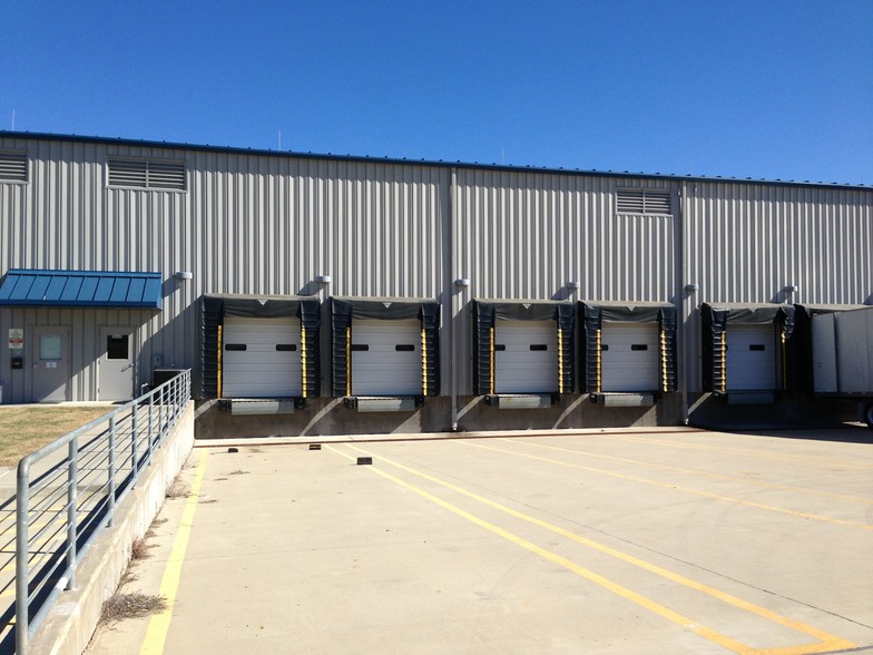 5600 W Perimeter Rd, Shreveport, LA à louer - Autre – Image 1 sur 3