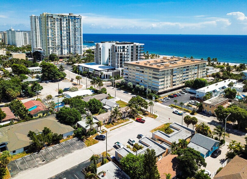 413 S Ocean Blvd, Pompano Beach, FL à vendre - Photo de l’immeuble – Image 3 sur 22