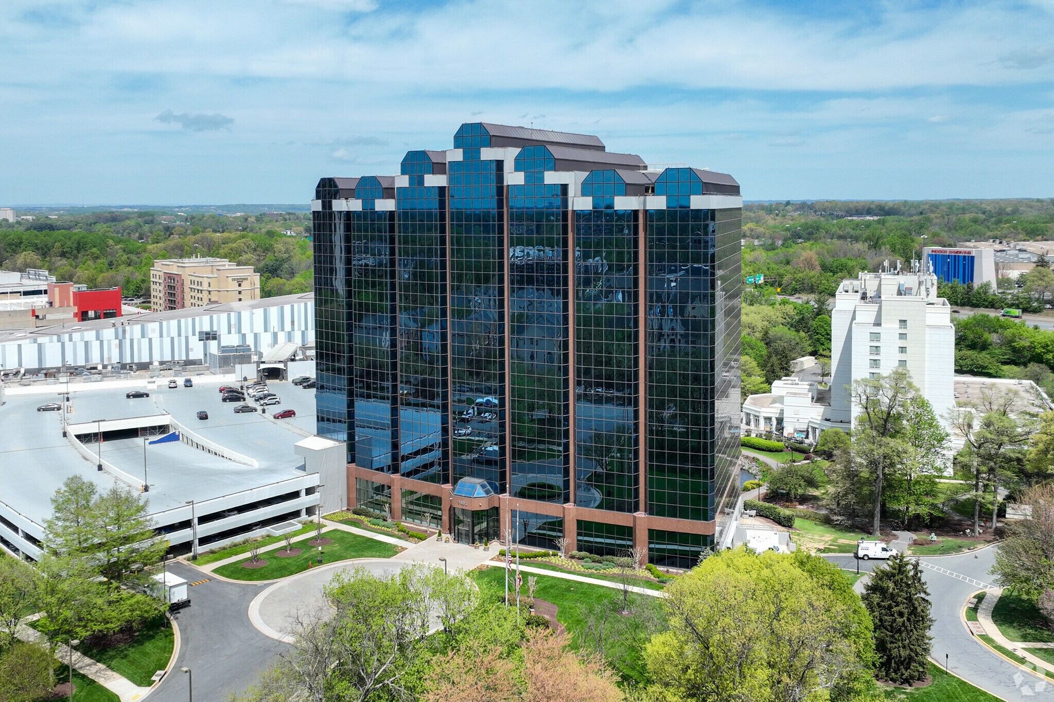 9801 Washingtonian Blvd, Gaithersburg, MD à louer Photo principale– Image 1 sur 27
