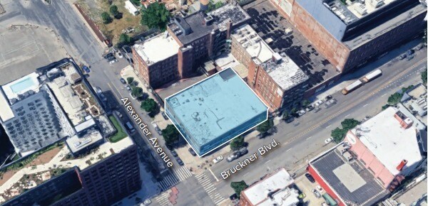 36 Bruckner Blvd, Bronx, NY à vendre - Photo de l’immeuble – Image 2 sur 2