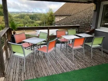 Local d'activités dans Saint-Yrieix-la-Perche à vendre - Photo de l’immeuble – Image 3 sur 8