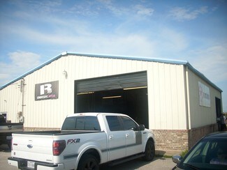 Plus de détails pour 3325 S Main St, Pearland, TX - Industriel/Logistique à louer