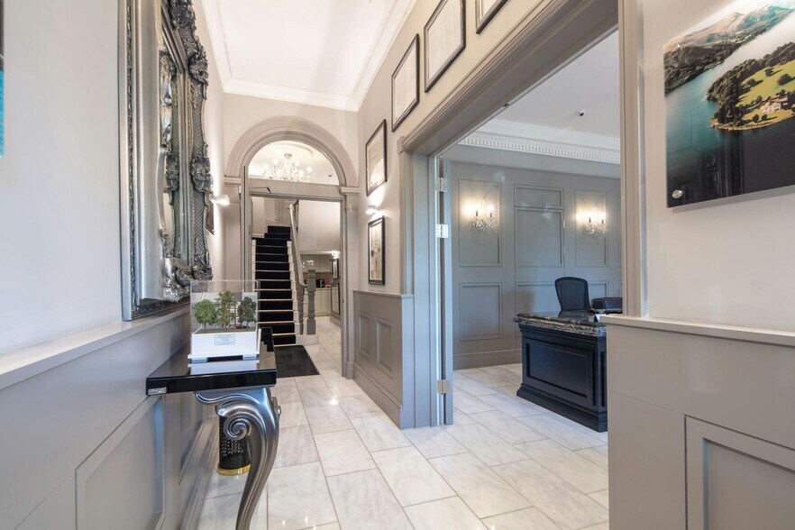 28 Park Sq W, Leeds à louer - Photo de l’immeuble – Image 1 sur 11