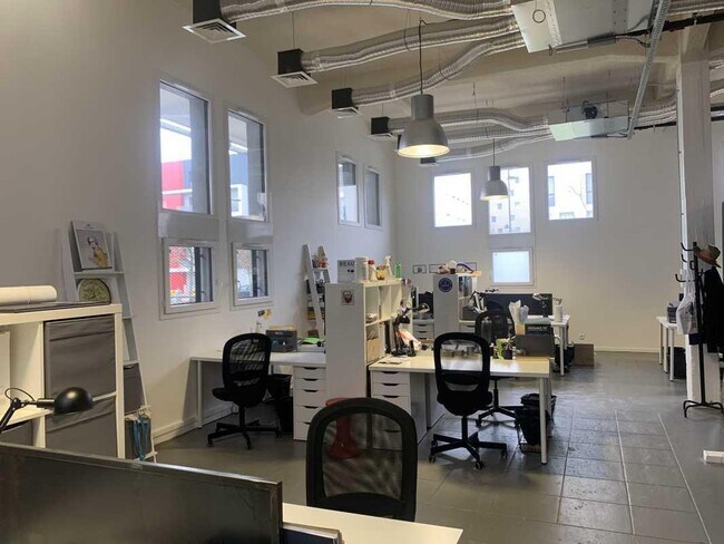 Plus de détails pour Bureau à louer