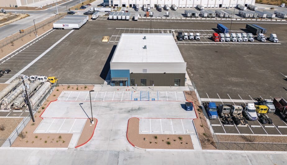 1203 Reuthinger Pky, Laredo, TX à louer - Photo de l’immeuble – Image 3 sur 4