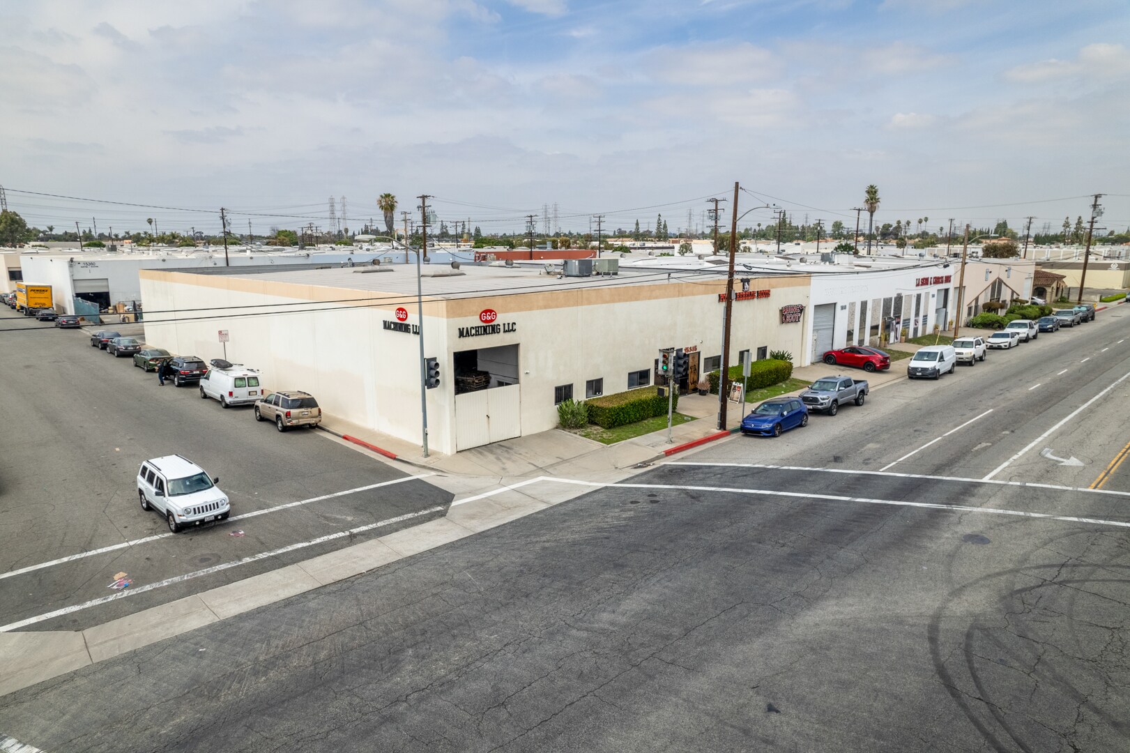 15345-15347 Garfield Ave, Paramount, CA à vendre Photo de l’immeuble– Image 1 sur 15