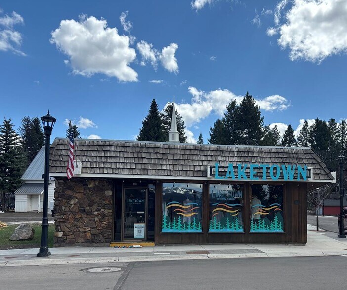 200 Lenora St, McCall, ID à vendre - Photo de l’immeuble – Image 3 sur 6