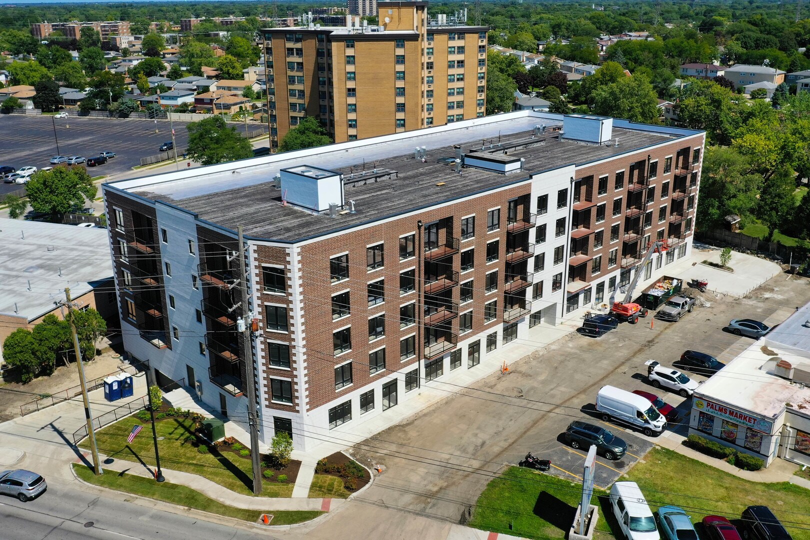 9201 Milwaukee ave, Niles, IL à louer Photo principale– Image 1 sur 7