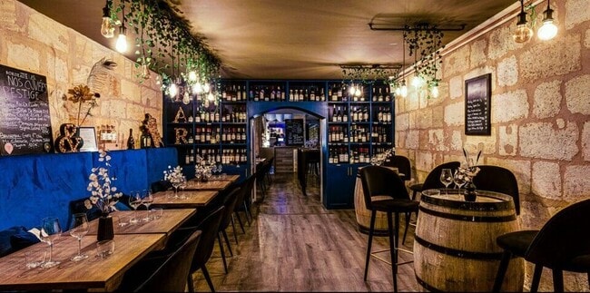 Plus de détails pour Local commercial à vendre