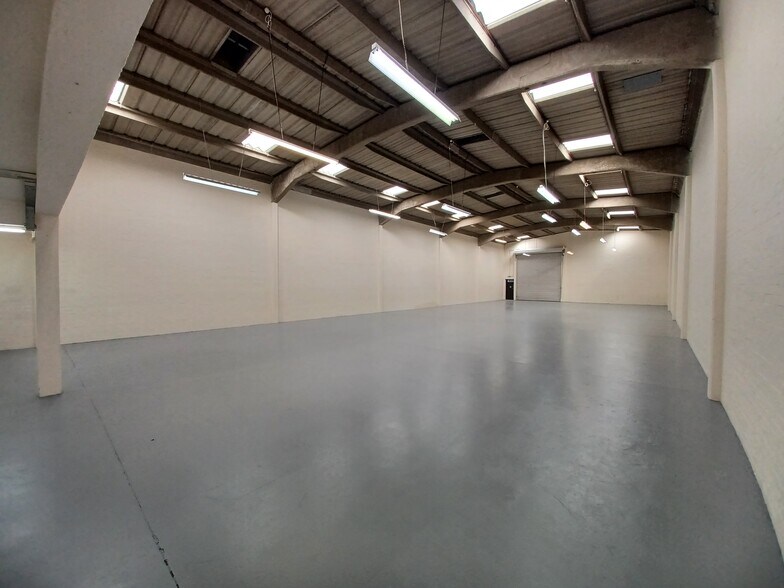 33 Wates Way, Mitcham à louer - Photo intérieure – Image 3 sur 5
