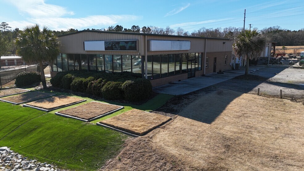1051 Broad Stone Rd, Irmo, SC à vendre - Photo de l’immeuble – Image 3 sur 8