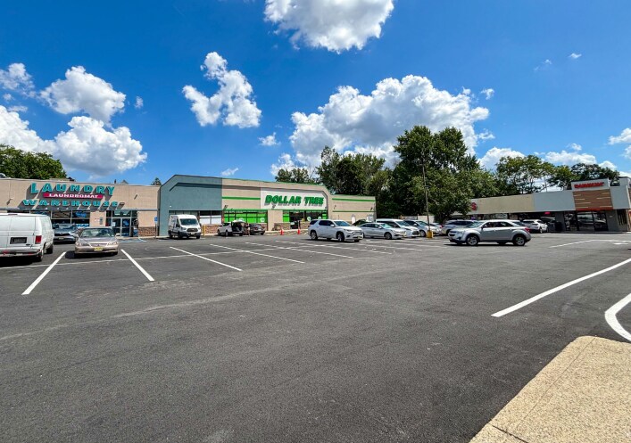 78 Main Ave, Passaic, NJ à louer Photo de l’immeuble– Image 1 sur 5