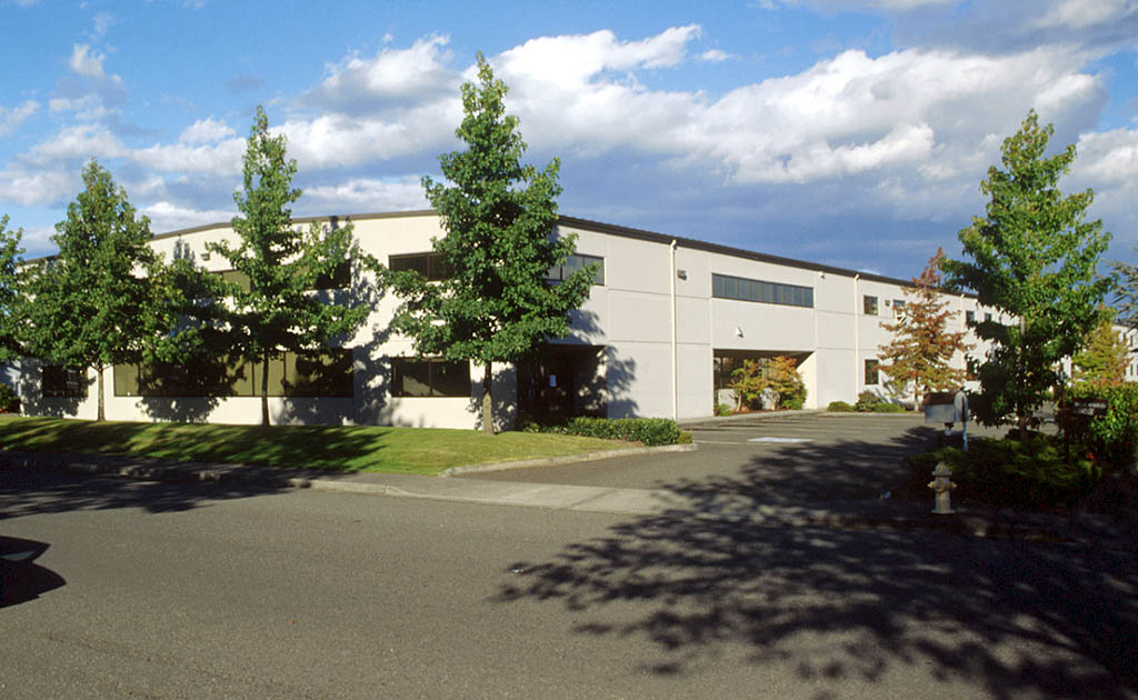 1602 Pike St NW, Auburn, WA à louer Photo principale– Image 1 sur 14
