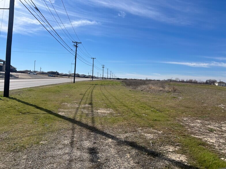 5201 W.S. Young Dr, Killeen, TX à vendre - Autre – Image 2 sur 3
