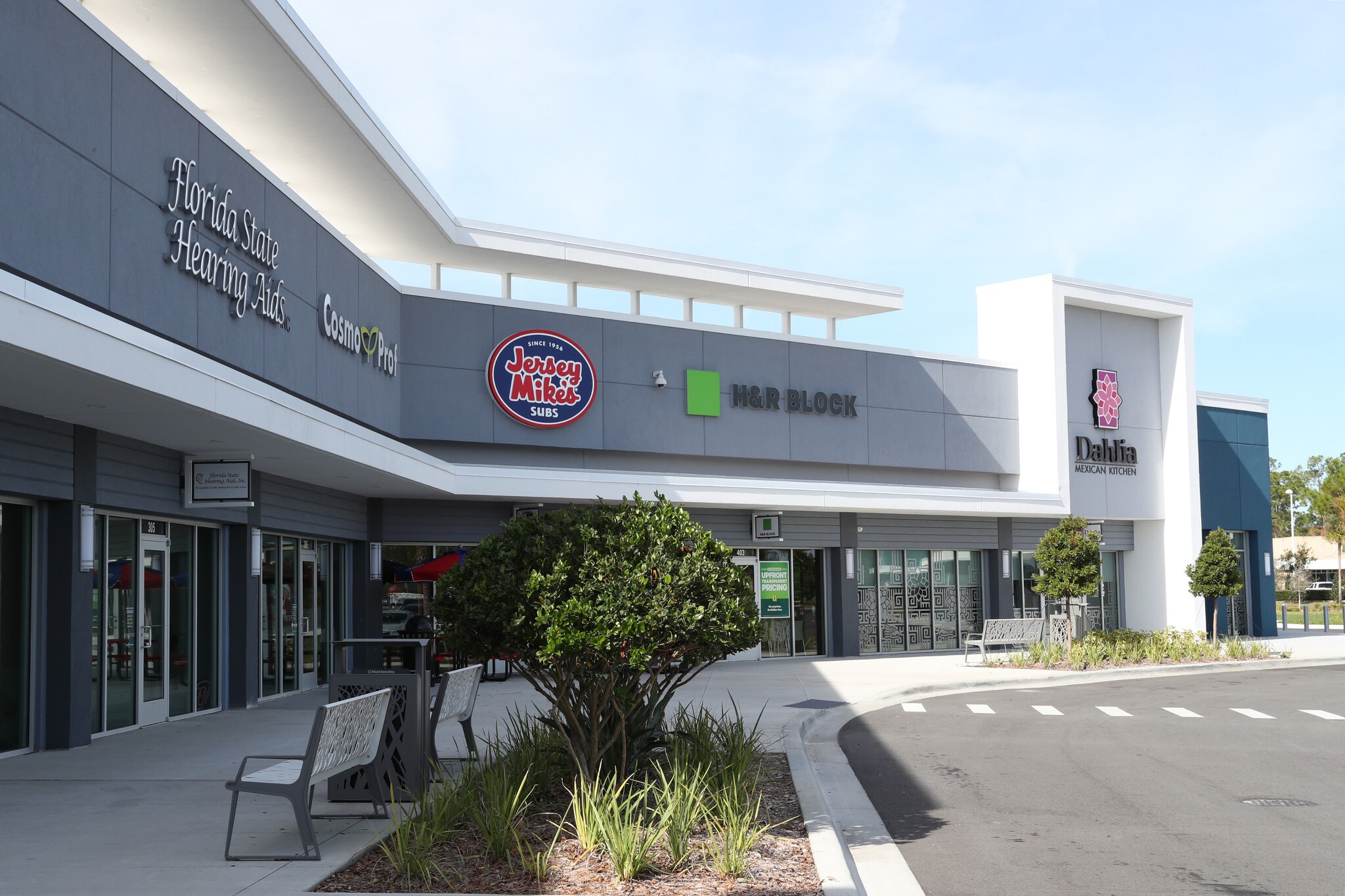 1808 W International Speedway Blvd, Daytona Beach, FL à louer Photo principale– Image 1 sur 4