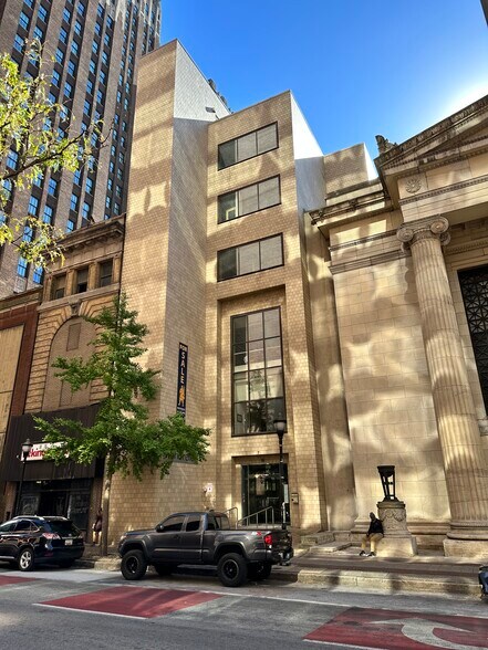 7 E Baltimore St, Baltimore, MD à louer - Photo de l’immeuble – Image 3 sur 8