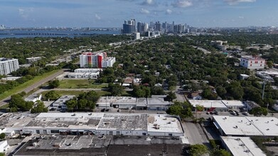301-395 NE 59th St, Miami, FL à louer Photo intérieure– Image 1 sur 2
